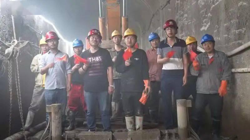 装甲坦克大战无敌版